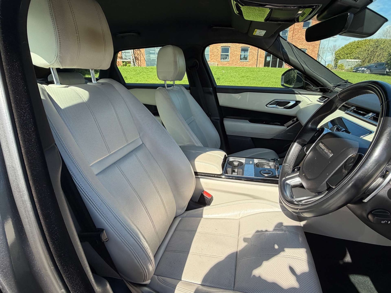 Used Land Rover Range Rover Velar 2018 for sale - 78102159: Photo 9