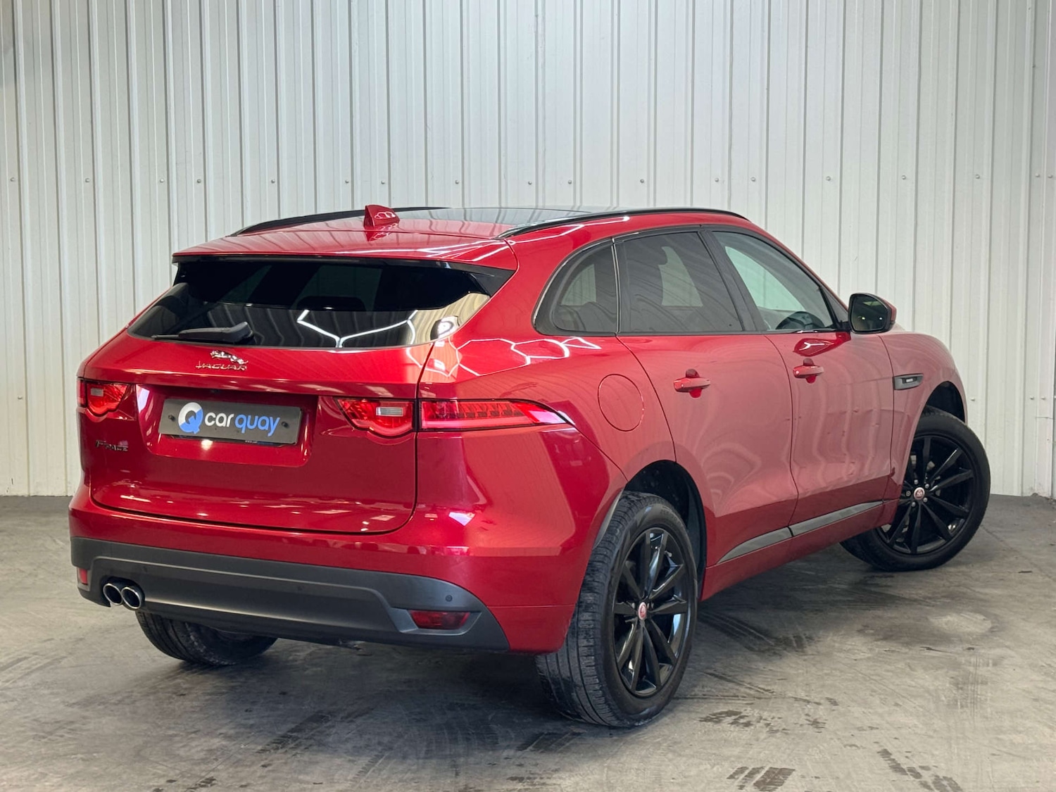 Used Jaguar F-Pace 2016 for sale - 76642985: Photo 10