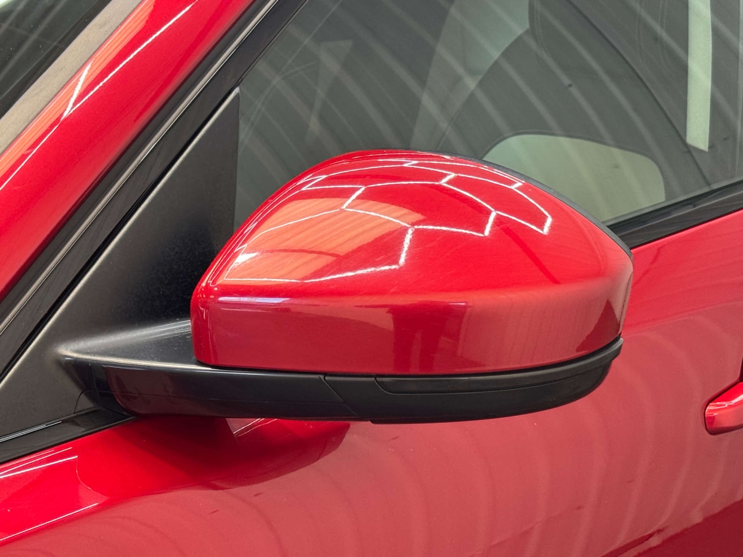 Used Jaguar F-Pace 2016 for sale - 76642985: Photo 21