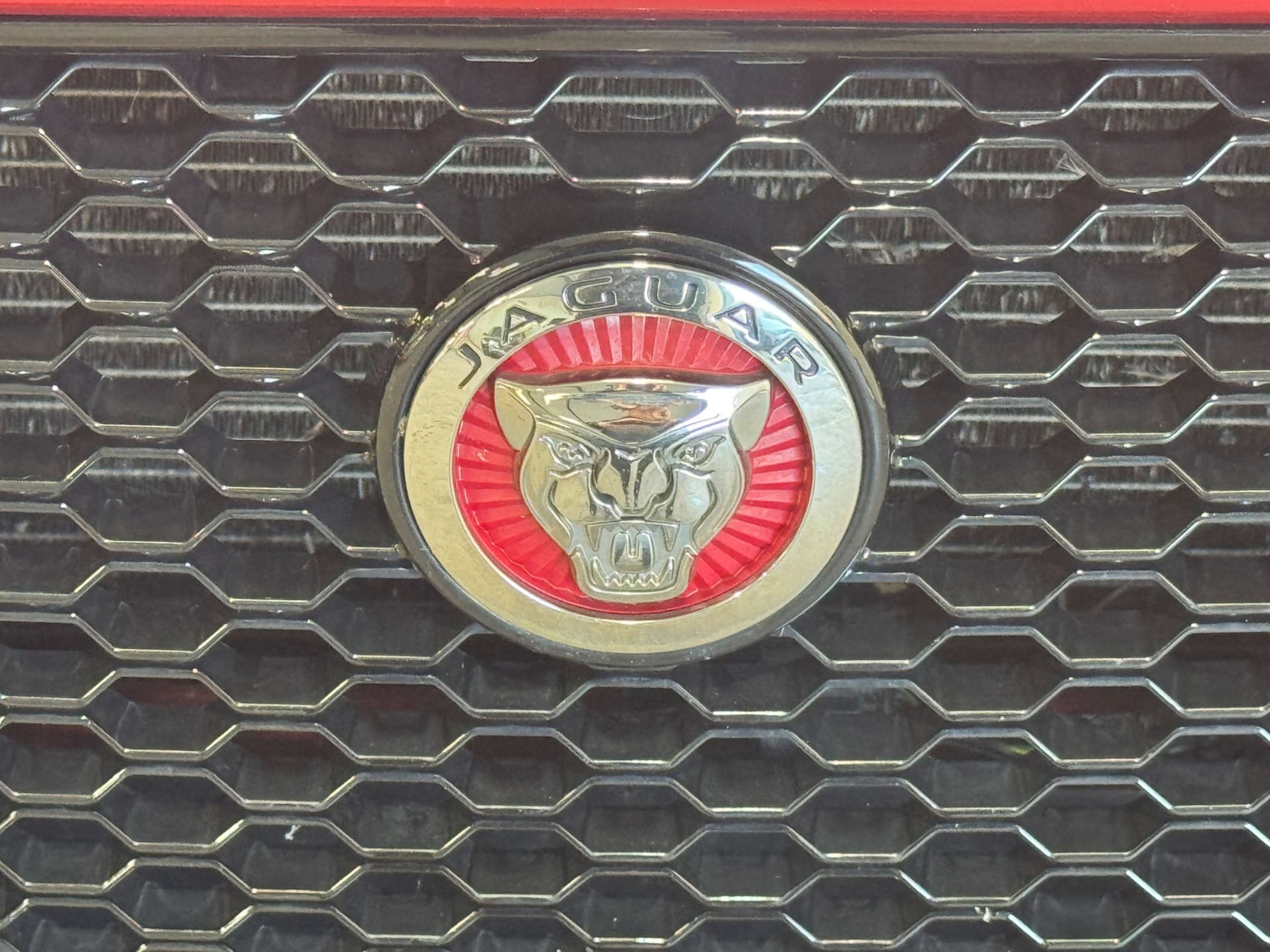 Used Jaguar F-Pace 2016 for sale - 76642985: Photo 23