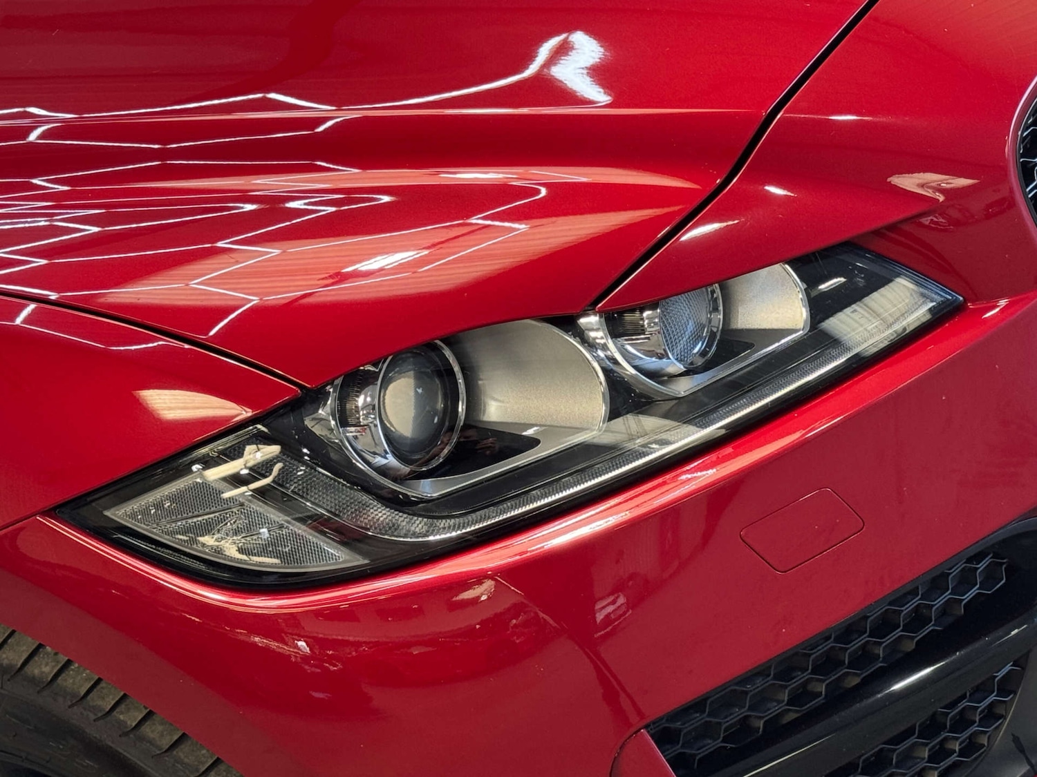 Used Jaguar F-Pace 2016 for sale - 76642985: Photo 28