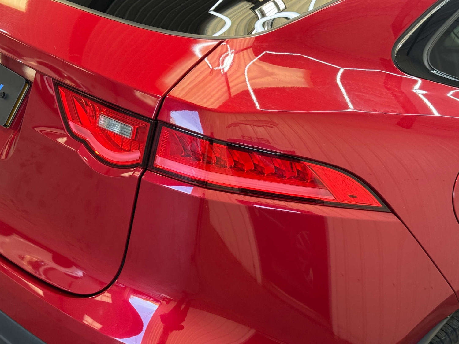 Used Jaguar F-Pace 2016 for sale - 76642985: Photo 44