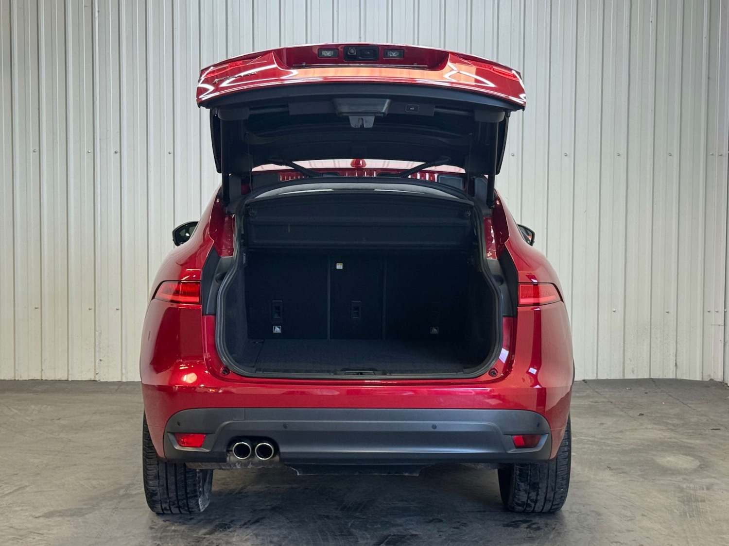 Used Jaguar F-Pace 2016 for sale - 76642985: Photo 45