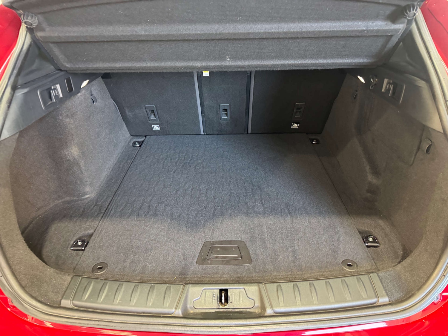 Used Jaguar F-Pace 2016 for sale - 76642985: Photo 46