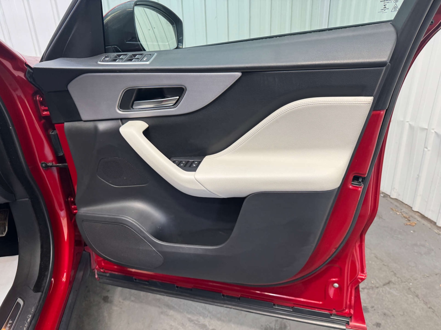 Used Jaguar F-Pace 2016 for sale - 76642985: Photo 55