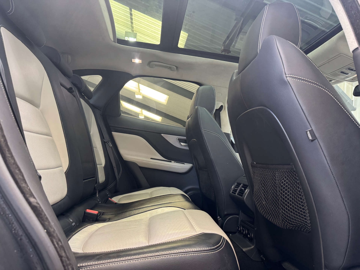 Used Jaguar F-Pace 2016 for sale - 76642985: Photo 66