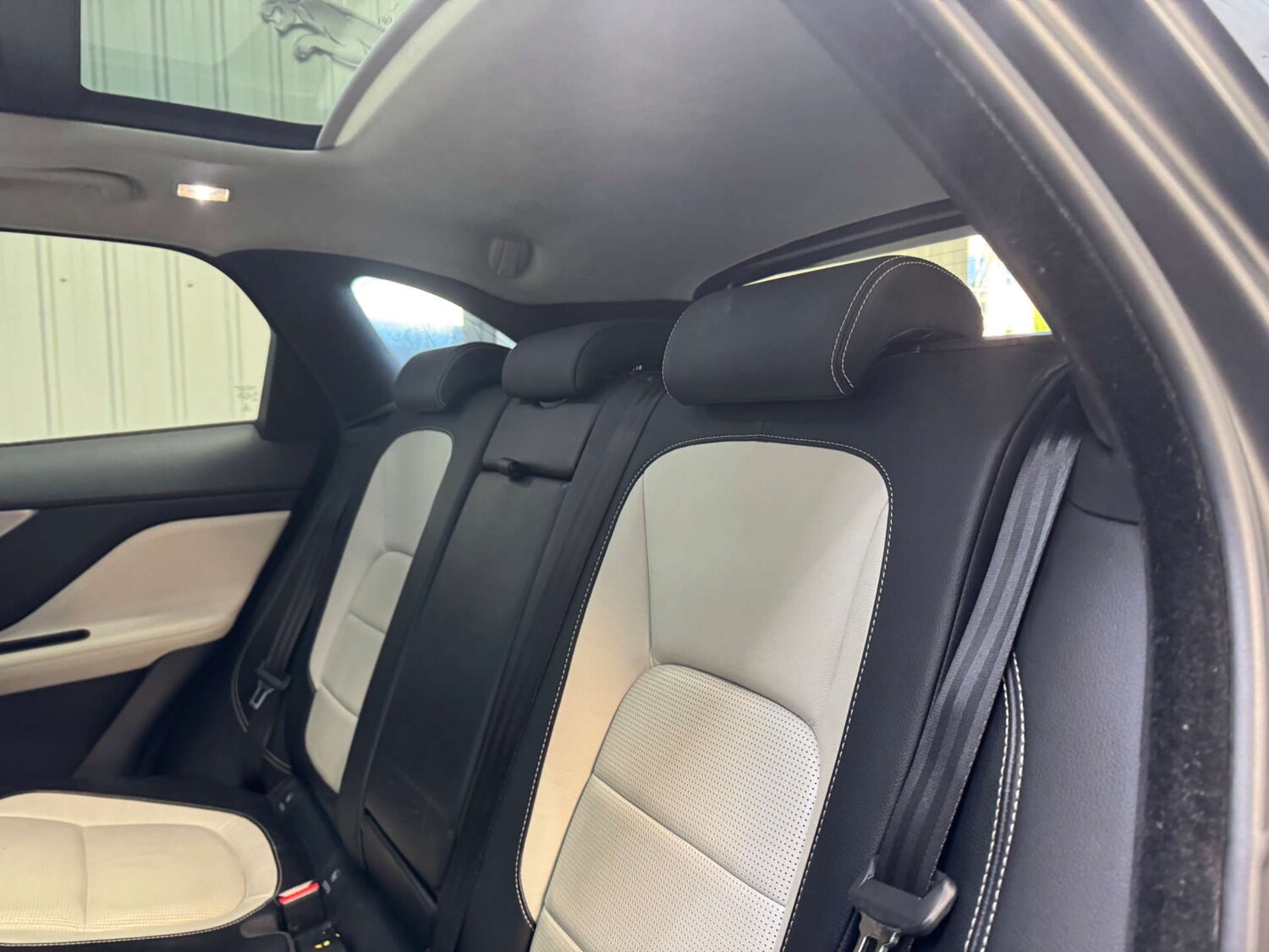 Used Jaguar F-Pace 2016 for sale - 76642985: Photo 70