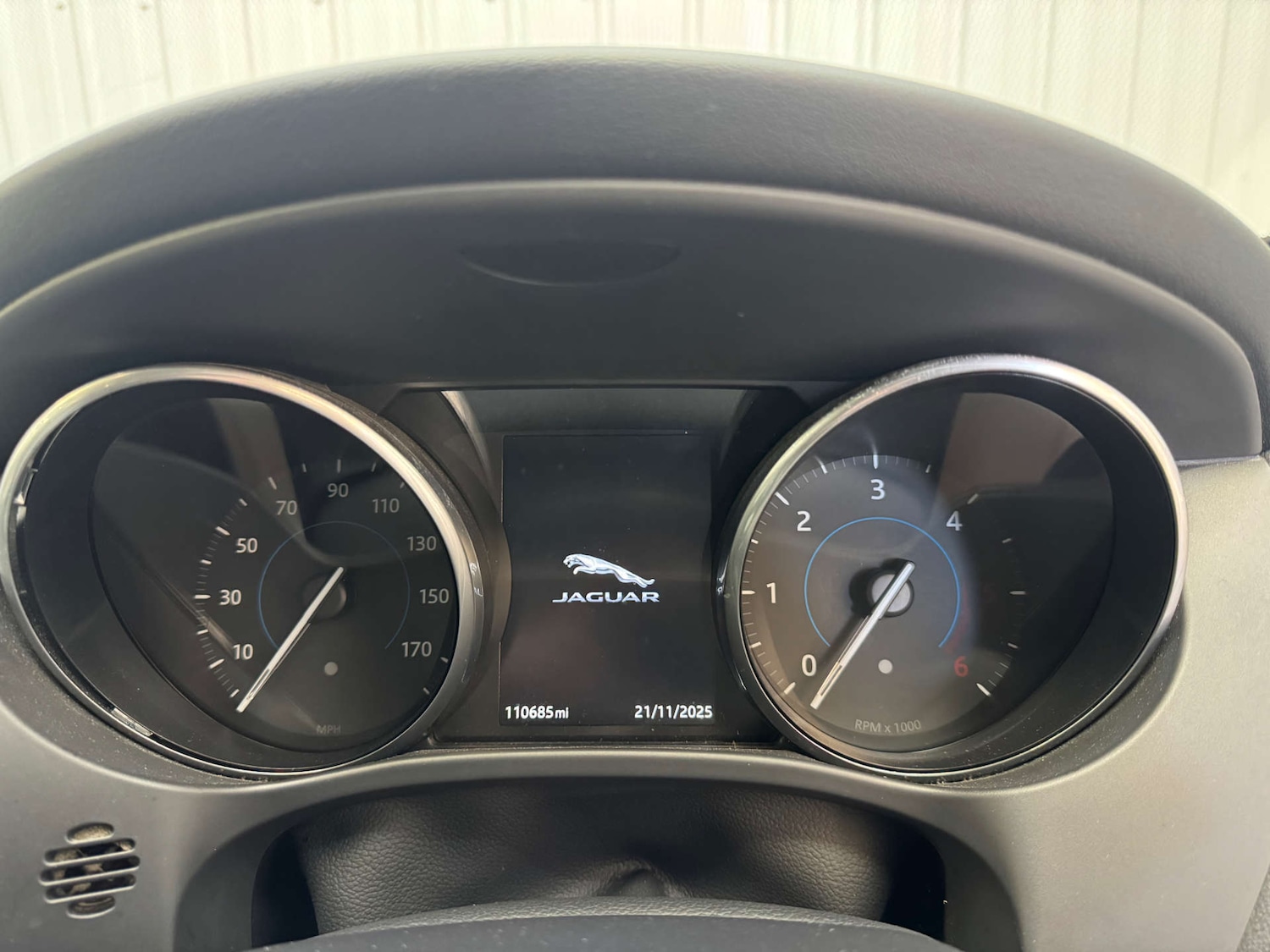 Used Jaguar F-Pace 2016 for sale - 76642985: Photo 77