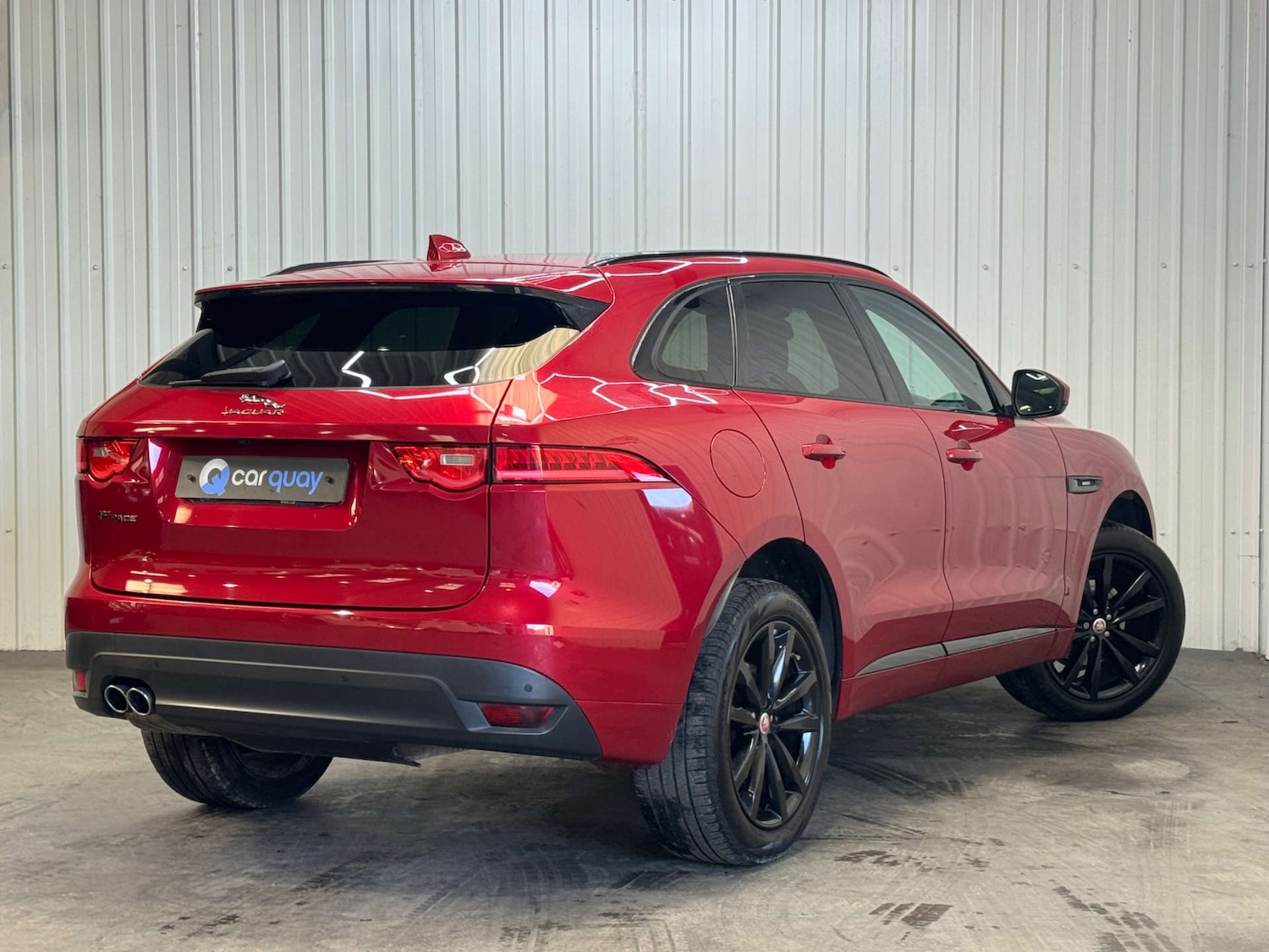 Used Jaguar F-Pace 2016 for sale - 76642985: Photo 9