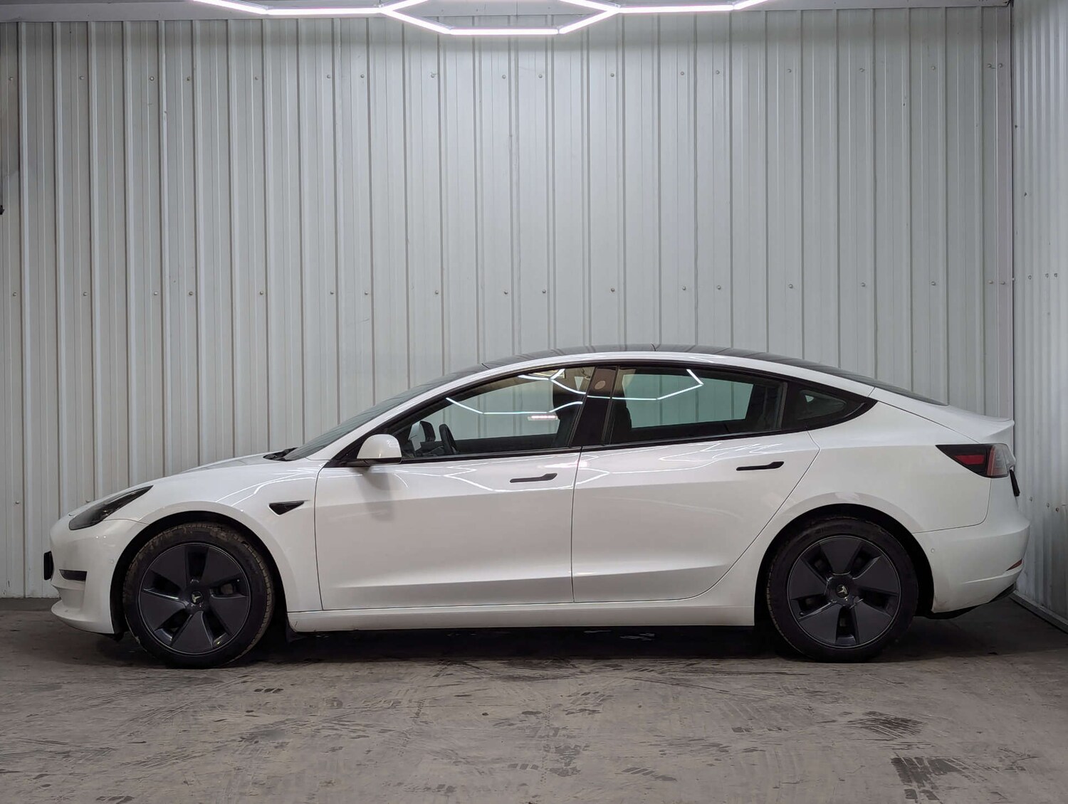 Used Tesla Model 3 2021 for sale - 77974151: Photo 17