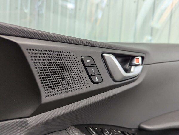 Used Hyundai IONIQ 2019 for sale - 76005341: Photo 79