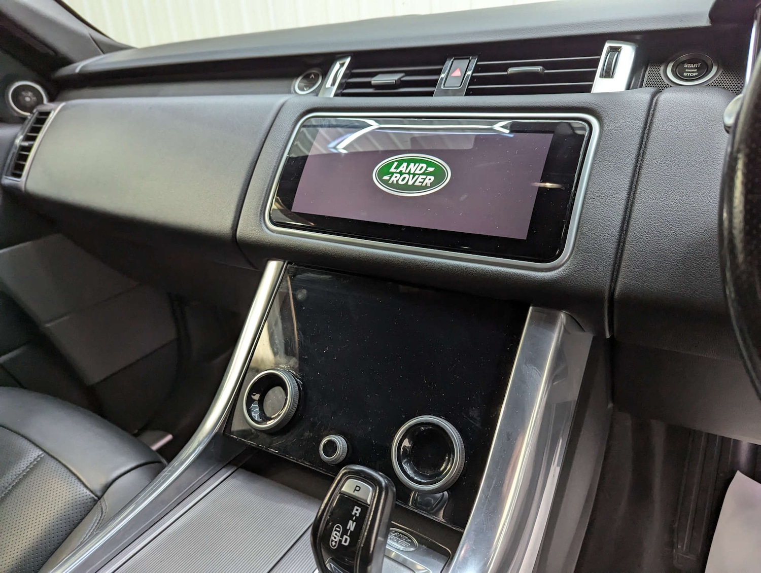 Used Land Rover Range Rover Sport 2018 for sale - 76601009: Photo 81