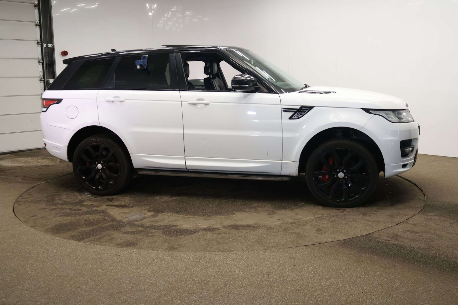 Used Land Rover Range Rover Sport 2016 for sale - 77736154: Photo 10