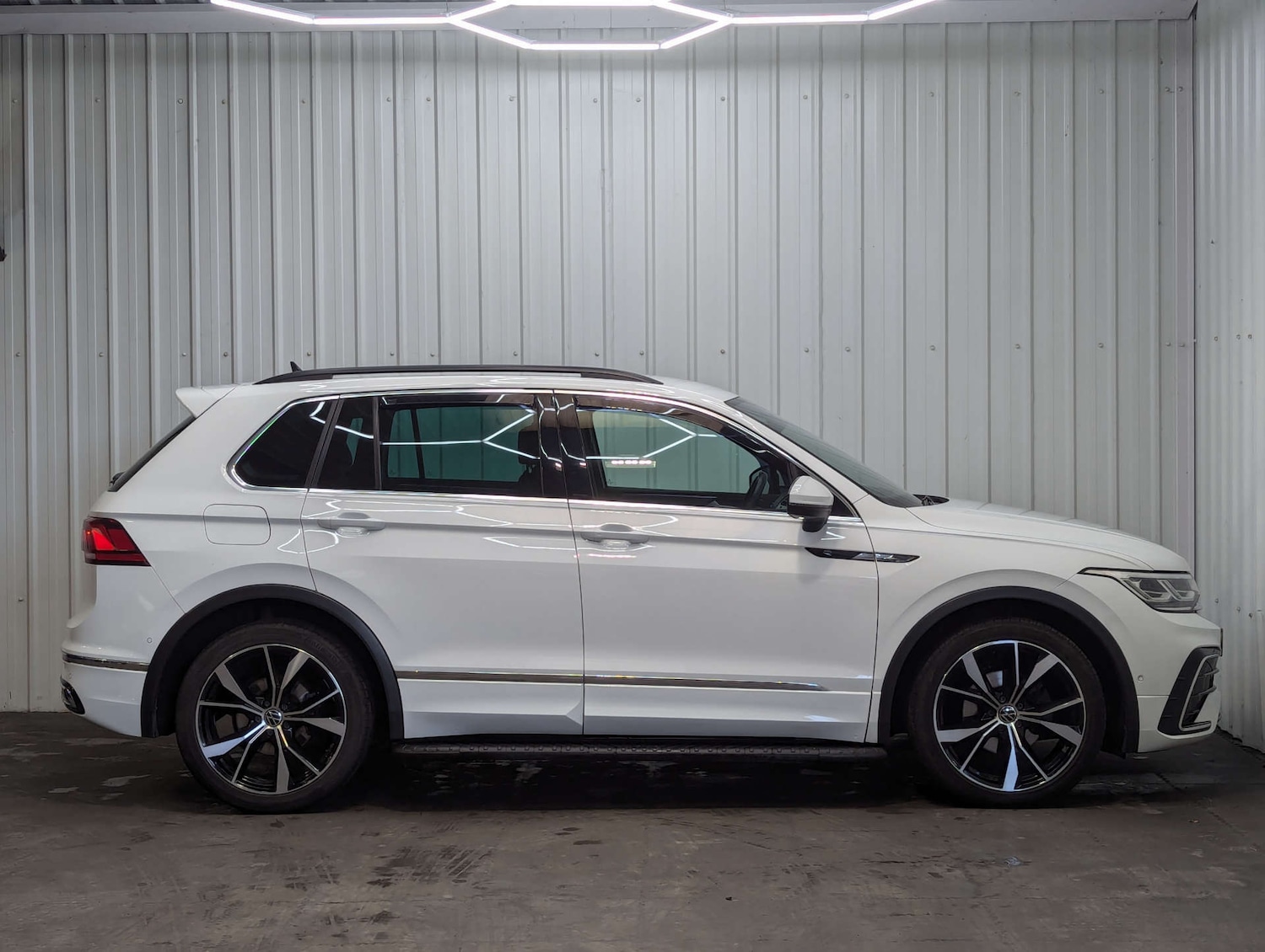 Used Volkswagen Tiguan 2020 for sale - 77277603: Photo 13