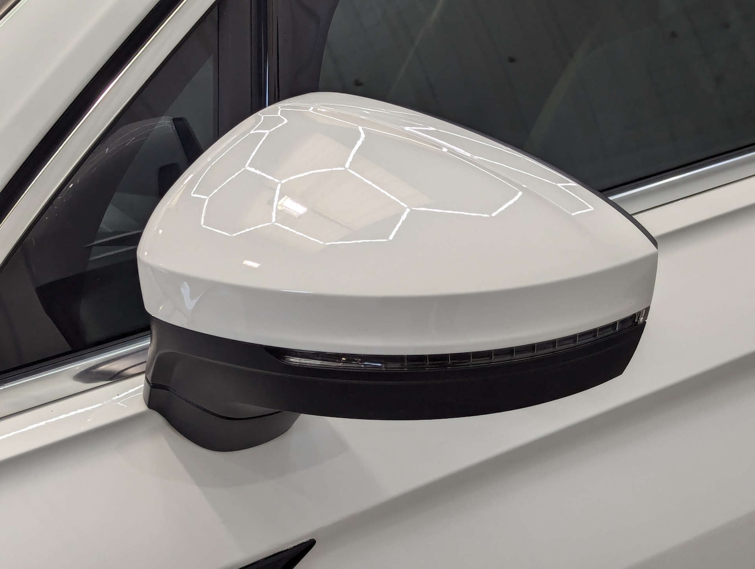 Used Volkswagen Tiguan 2020 for sale - 77277603: Photo 29