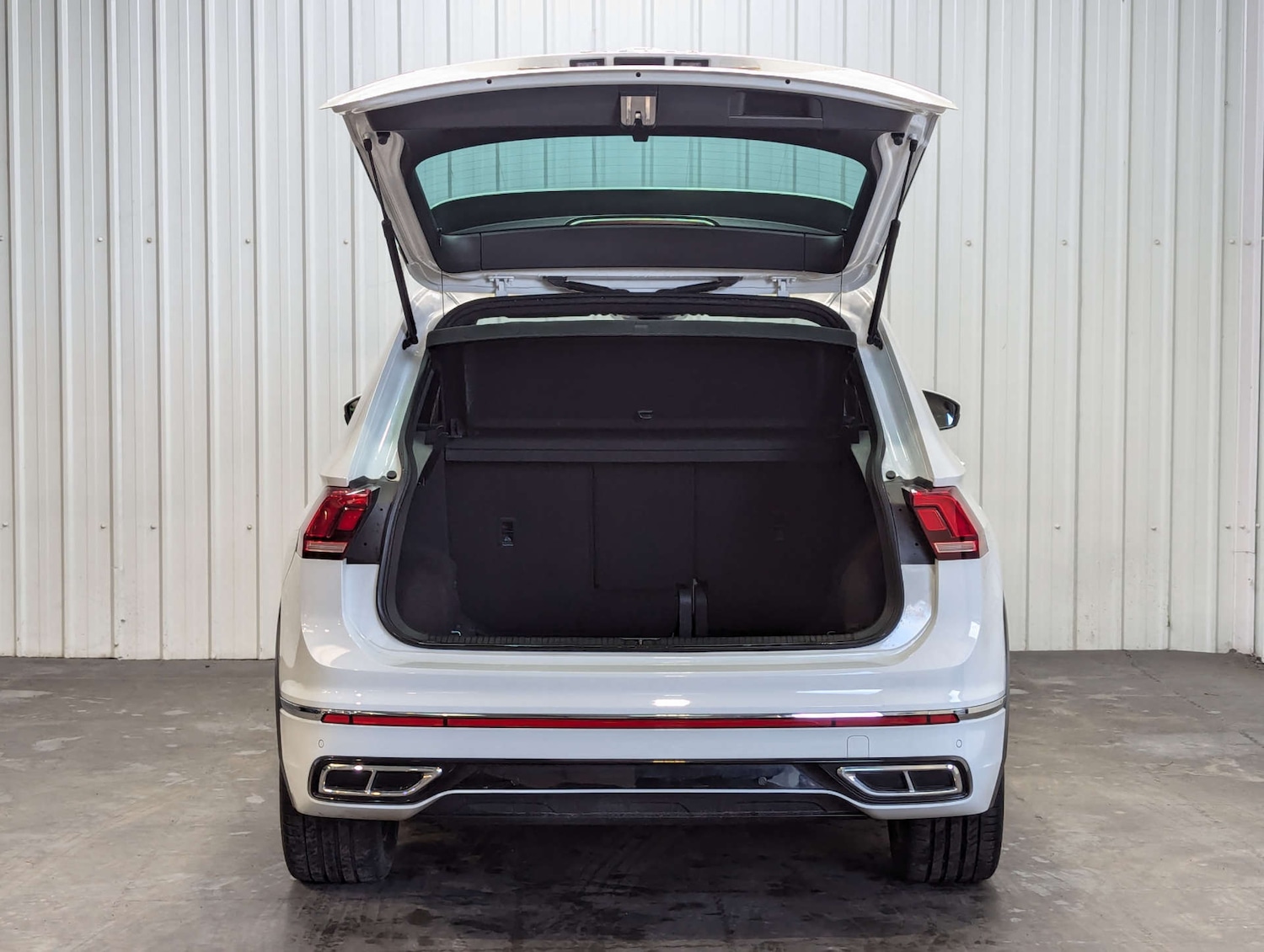 Used Volkswagen Tiguan 2020 for sale - 77277603: Photo 44