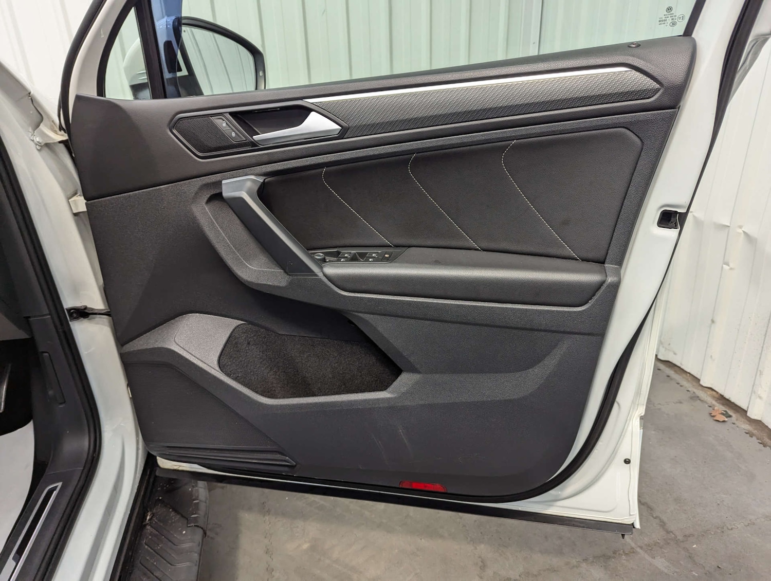 Used Volkswagen Tiguan 2020 for sale - 77277603: Photo 53