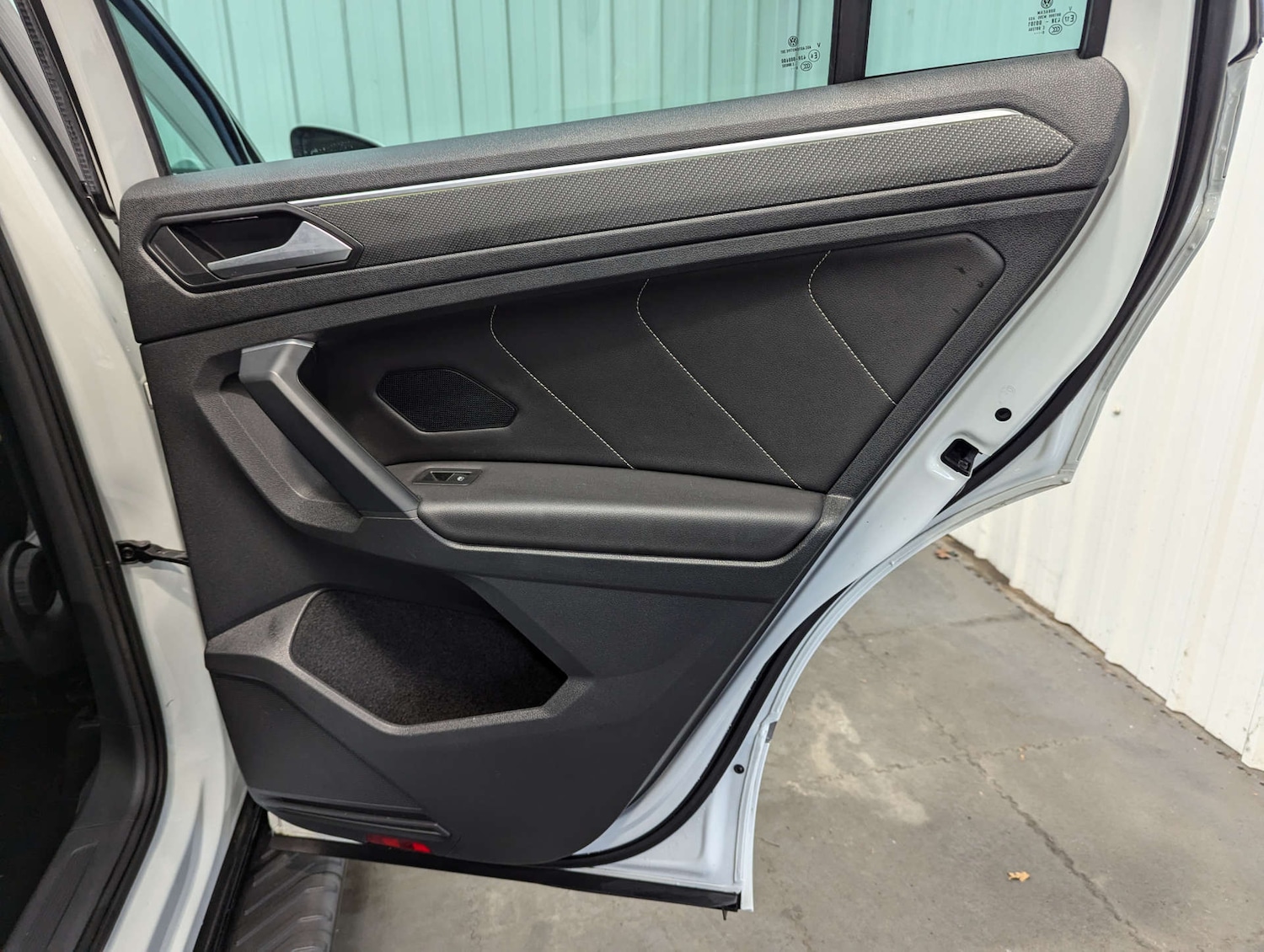 Used Volkswagen Tiguan 2020 for sale - 77277603: Photo 65