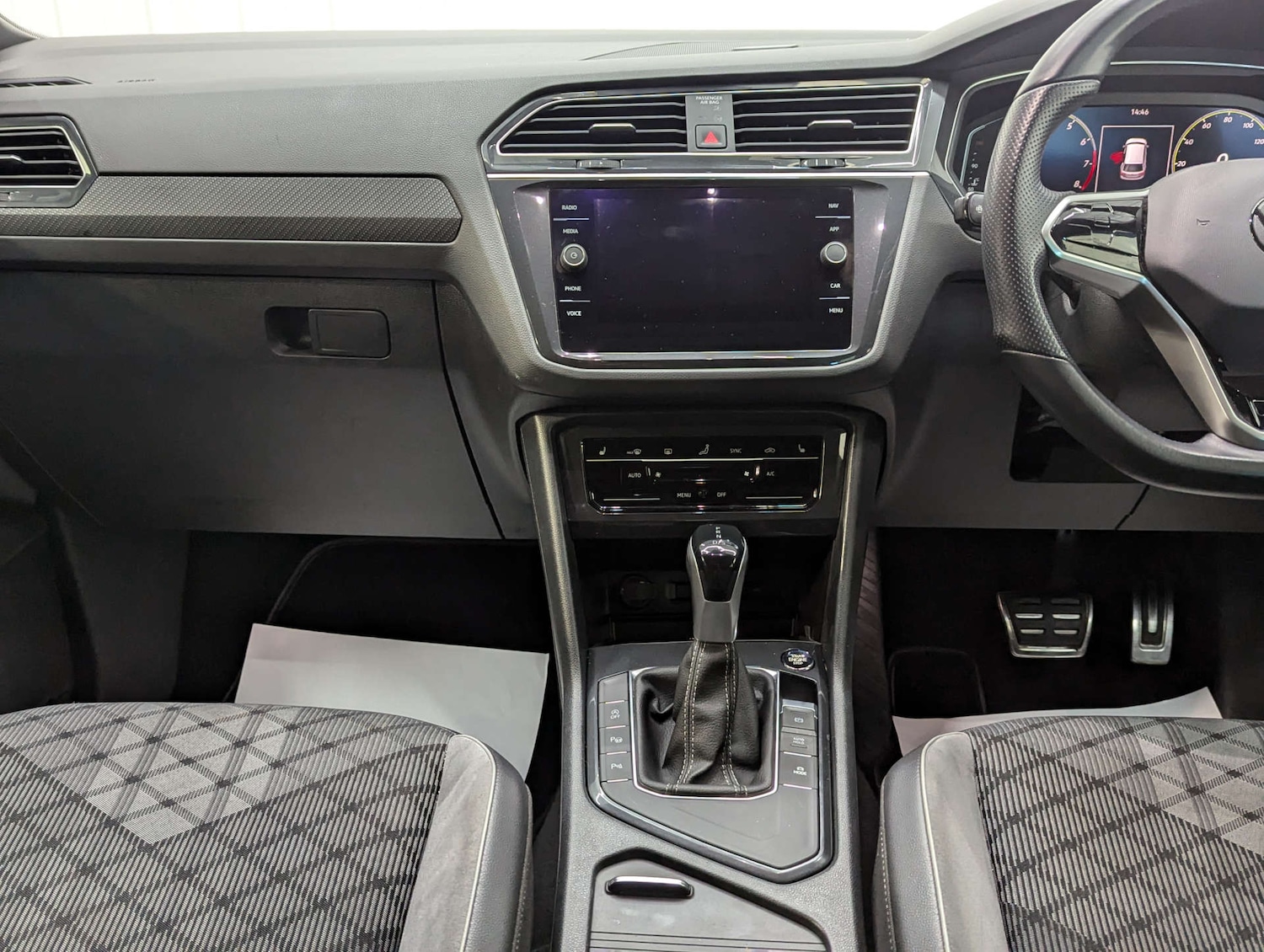 Used Volkswagen Tiguan 2020 for sale - 77277603: Photo 82