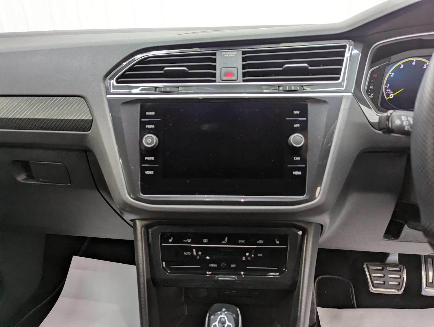 Used Volkswagen Tiguan 2020 for sale - 77277603: Photo 83