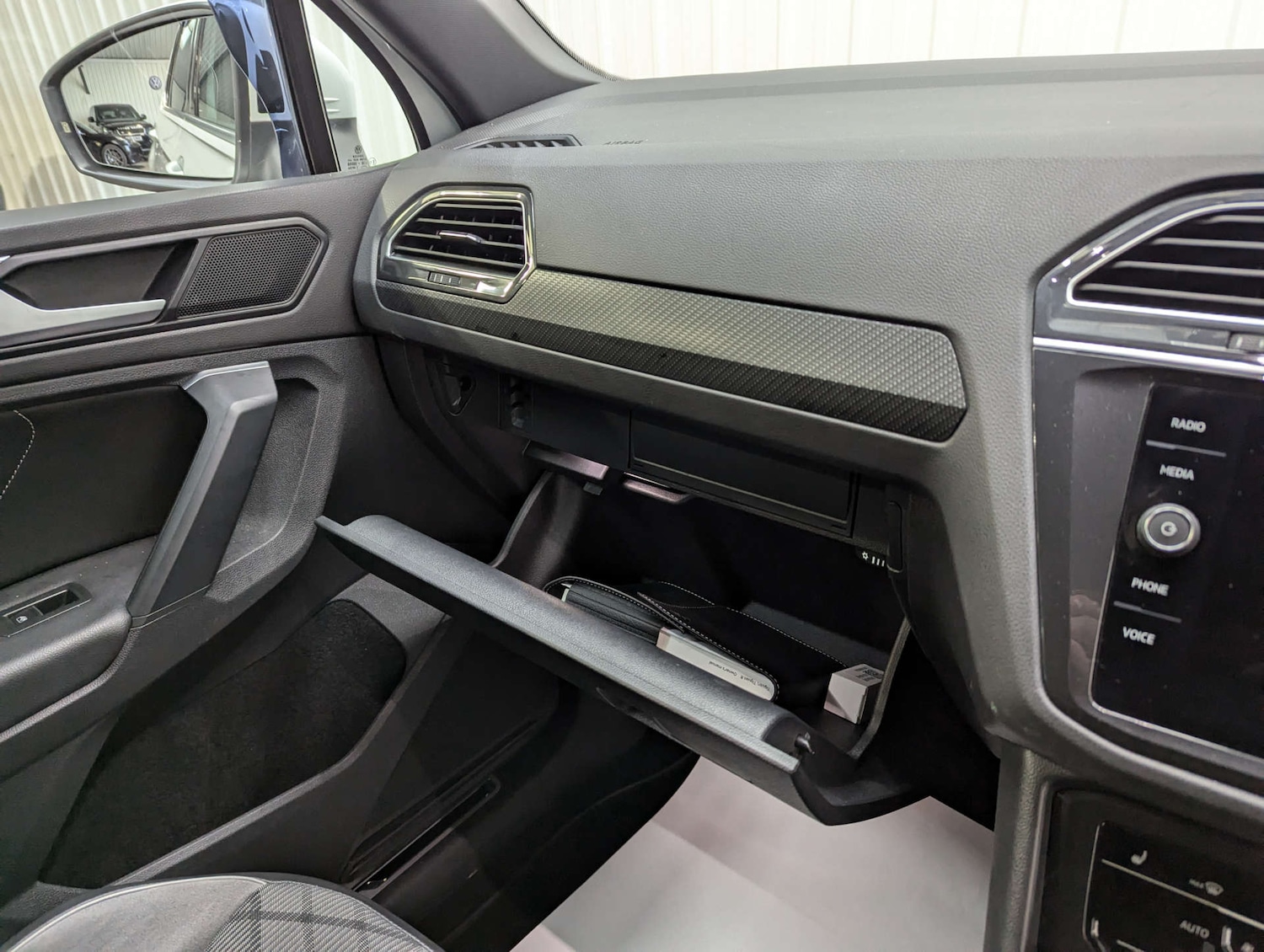 Used Volkswagen Tiguan 2020 for sale - 77277603: Photo 93