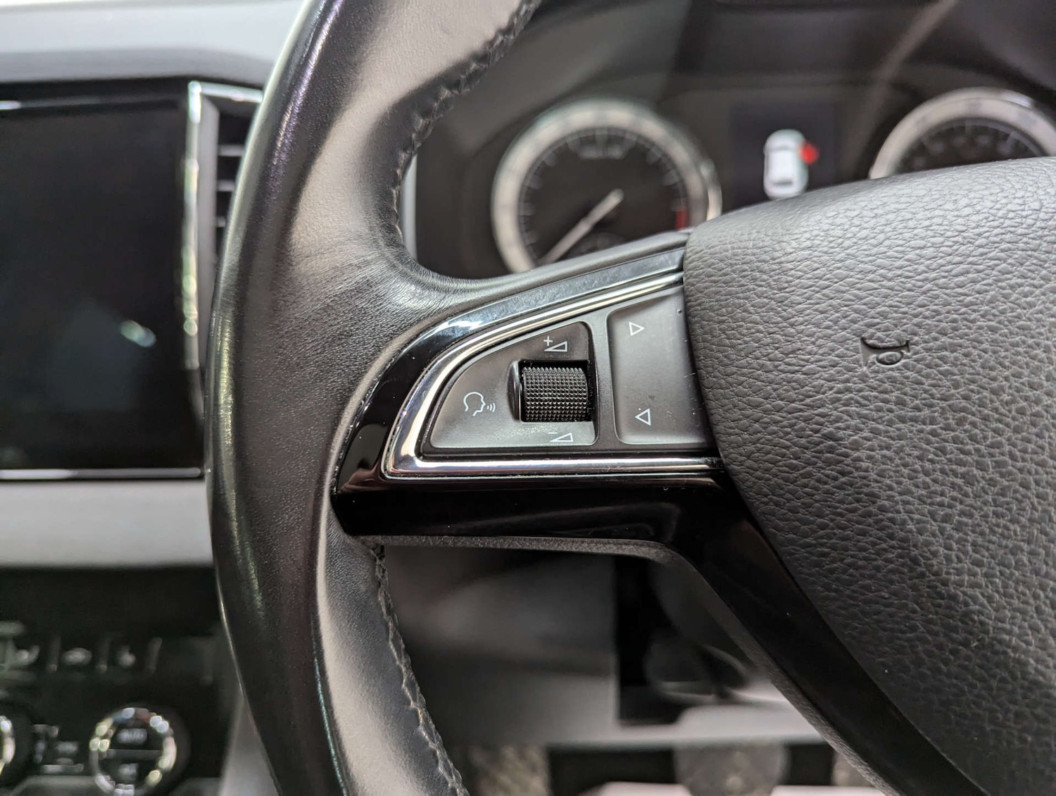 Used Skoda Karoq 2018 for sale - 76363782: Photo 71