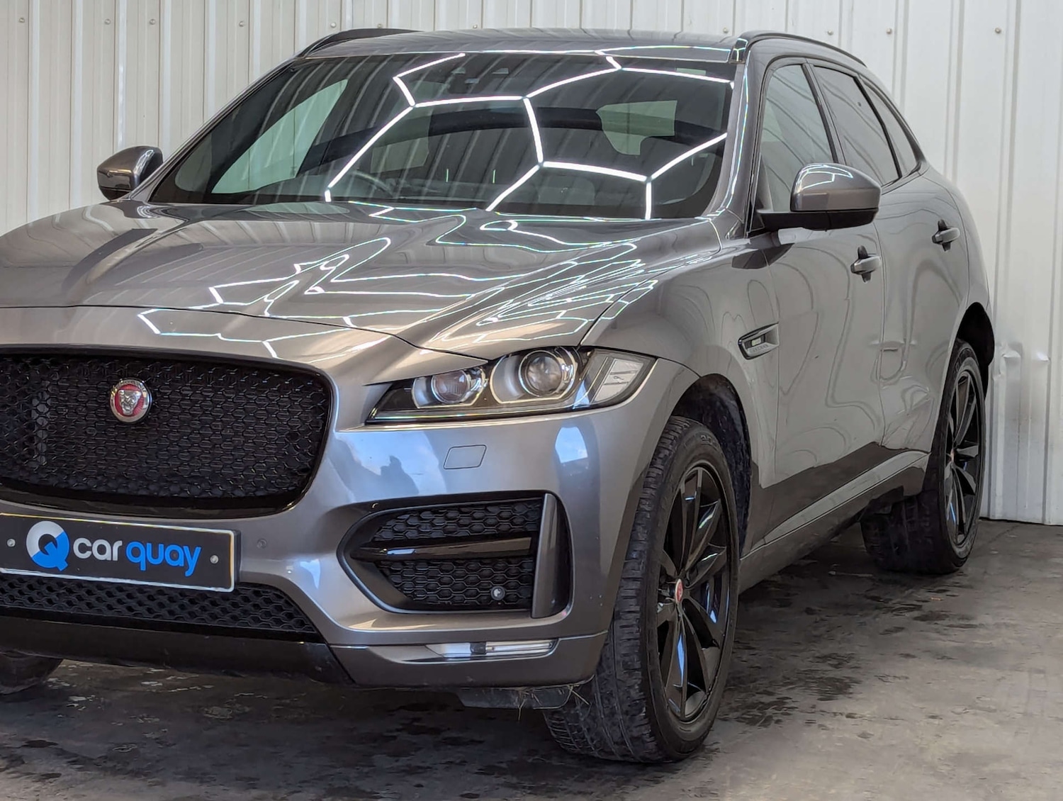 Used Jaguar F-Pace 2017 for sale - 77164835: Photo 21