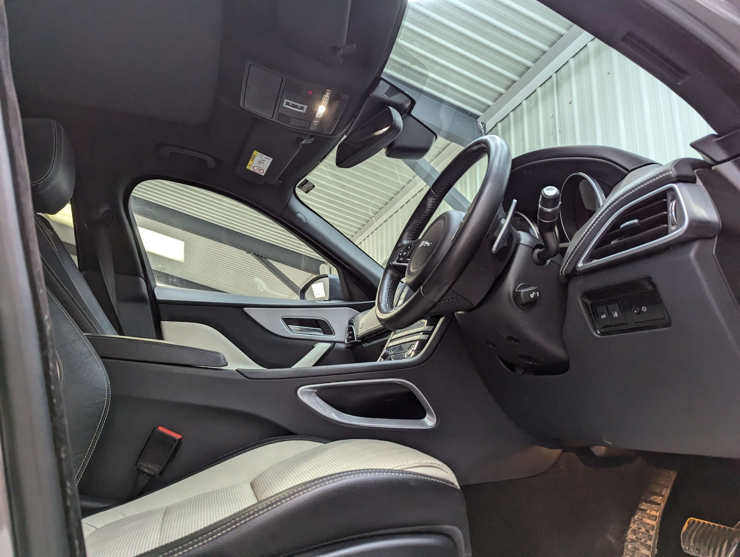 Used Jaguar F-Pace 2017 for sale - 77164835: Photo 50