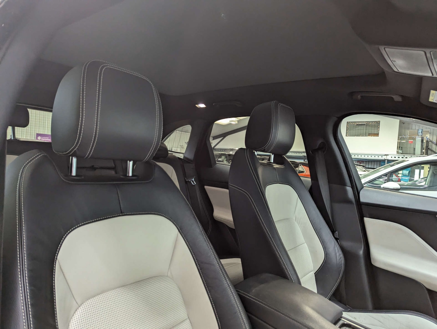 Used Jaguar F-Pace 2017 for sale - 77164835: Photo 51