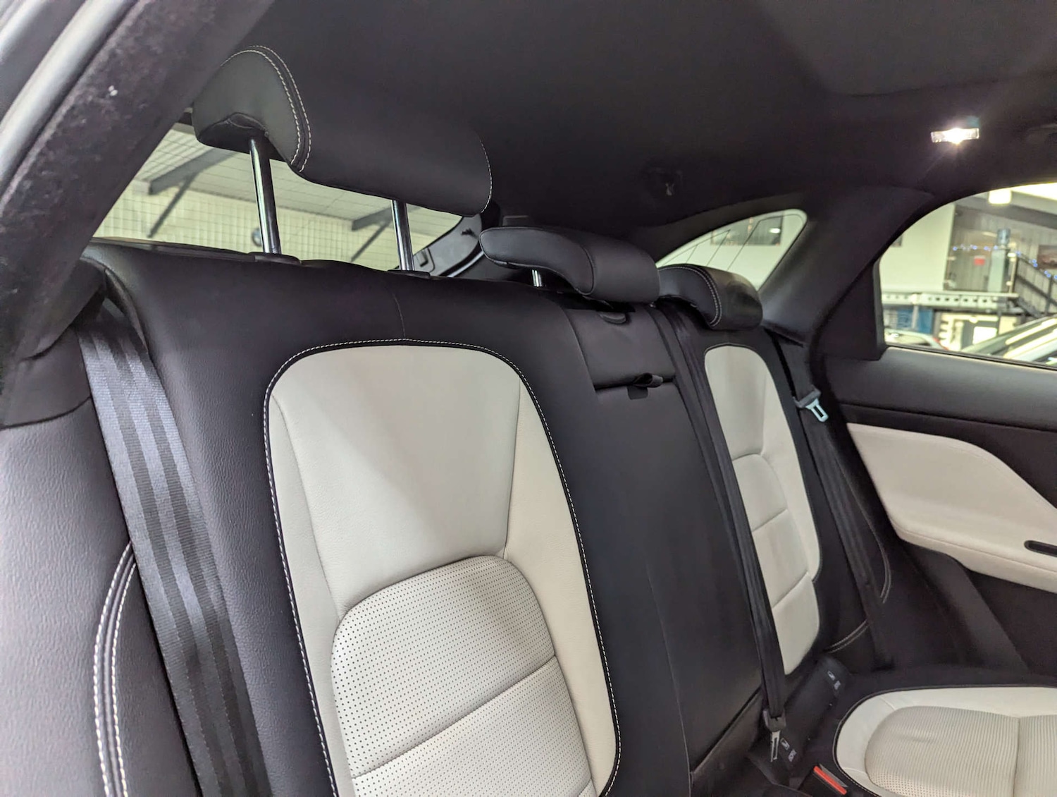 Used Jaguar F-Pace 2017 for sale - 77164835: Photo 62