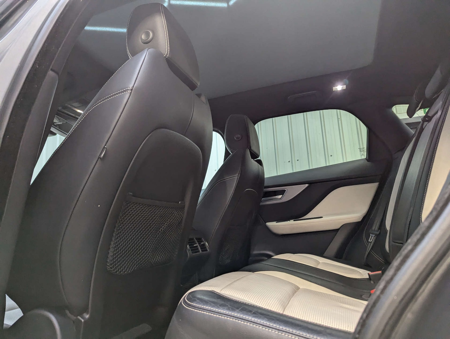 Used Jaguar F-Pace 2017 for sale - 77164835: Photo 67