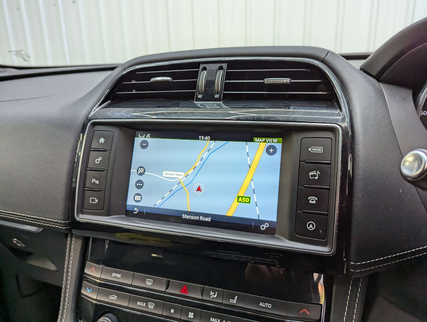 Used Jaguar F-Pace 2017 for sale - 77164835: Photo 83