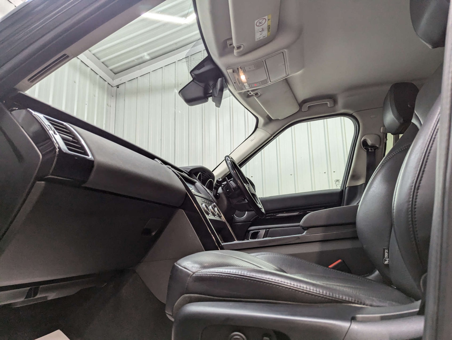 Used Land Rover Discovery 2018 for sale - 77094972: Photo 56