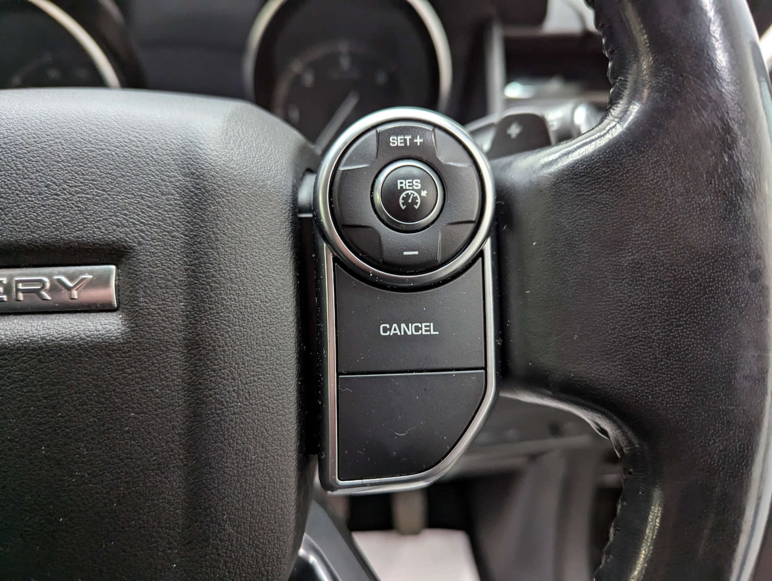 Used Land Rover Discovery 2018 for sale - 77094972: Photo 79