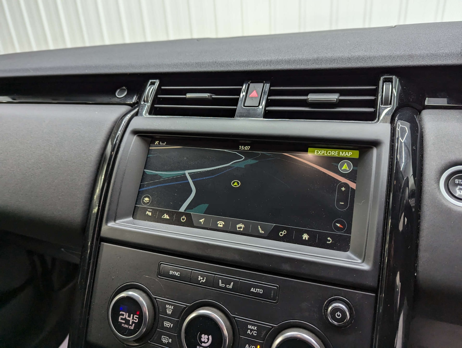 Used Land Rover Discovery 2018 for sale - 77094972: Photo 87