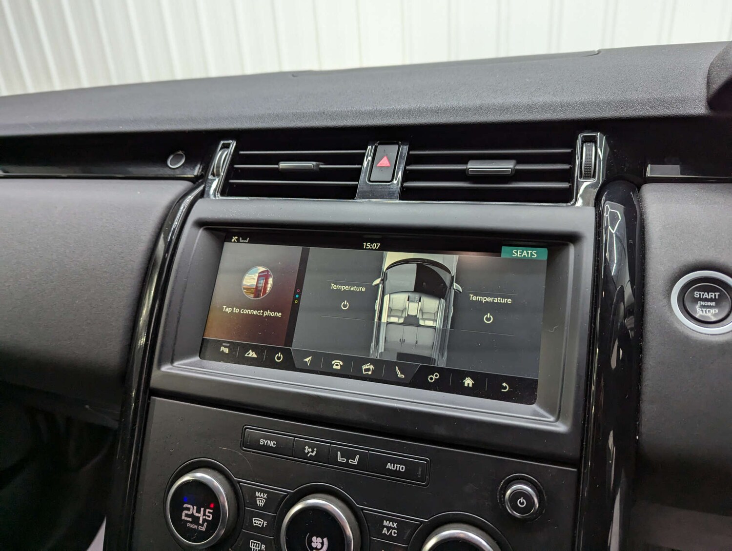 Used Land Rover Discovery 2018 for sale - 77094972: Photo 92