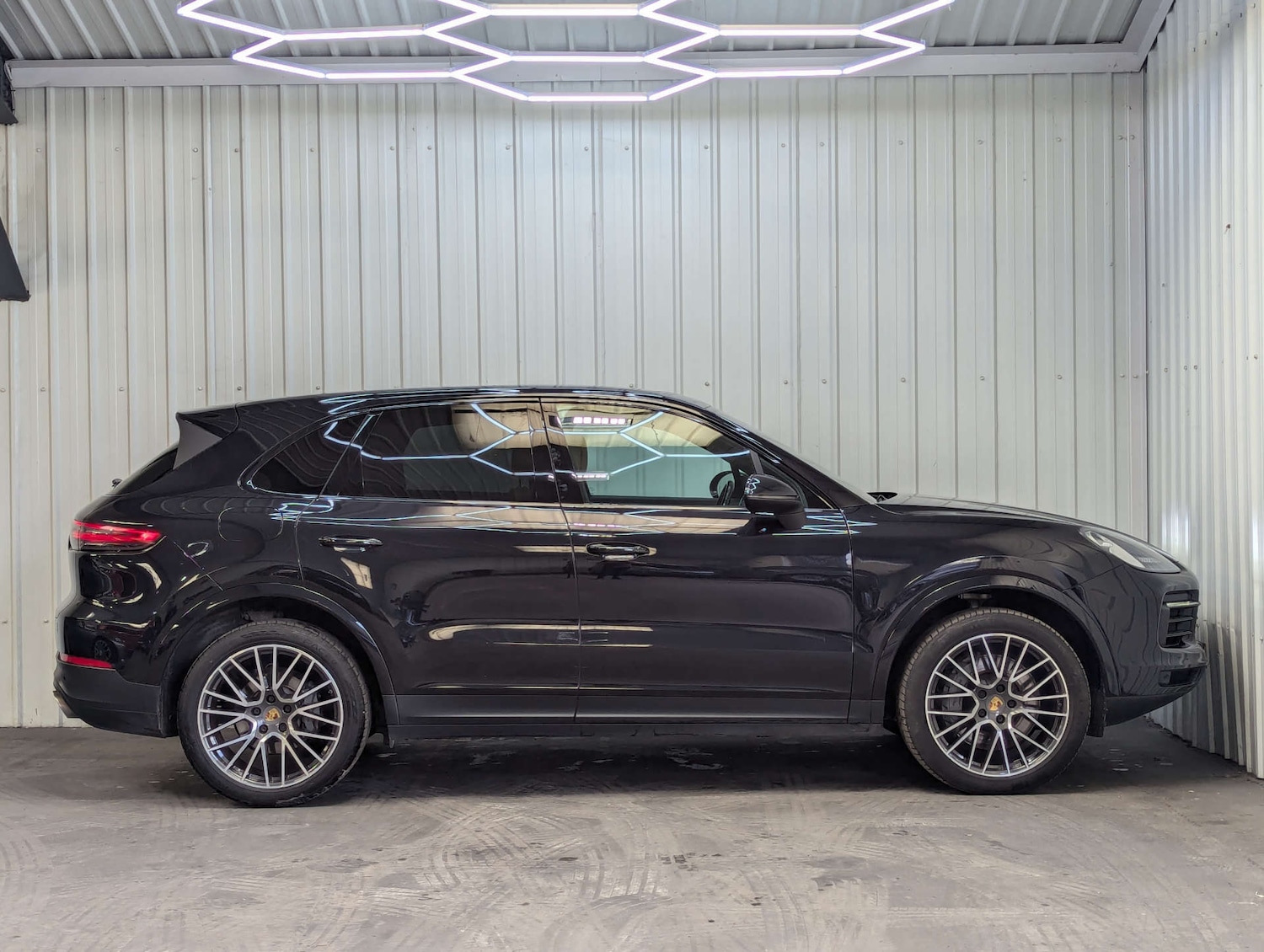 Used Porsche Cayenne 2019 for sale - 76363588: Photo 13