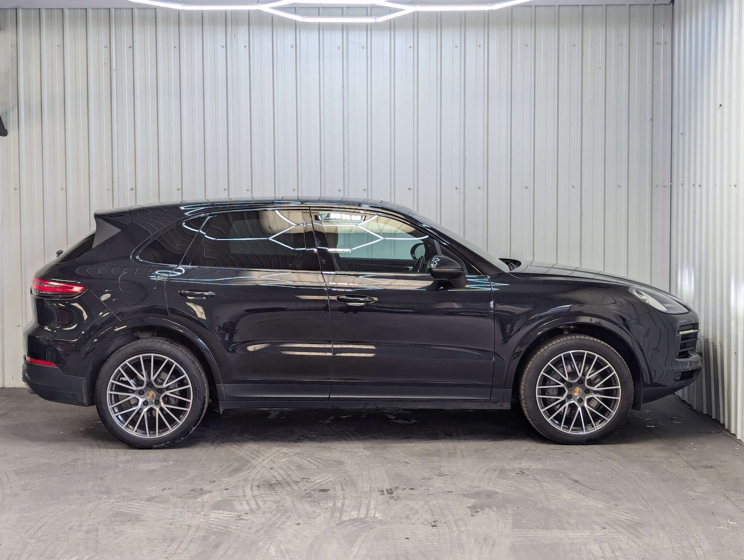 Used Porsche Cayenne 2019 for sale - 76363588: Photo 14