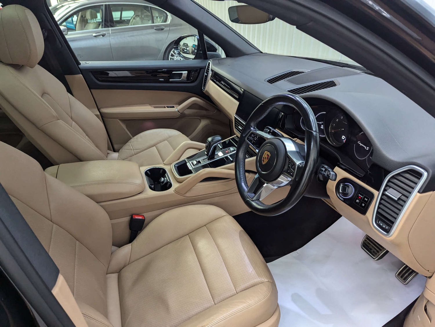 Used Porsche Cayenne 2019 for sale - 76363588: Photo 47