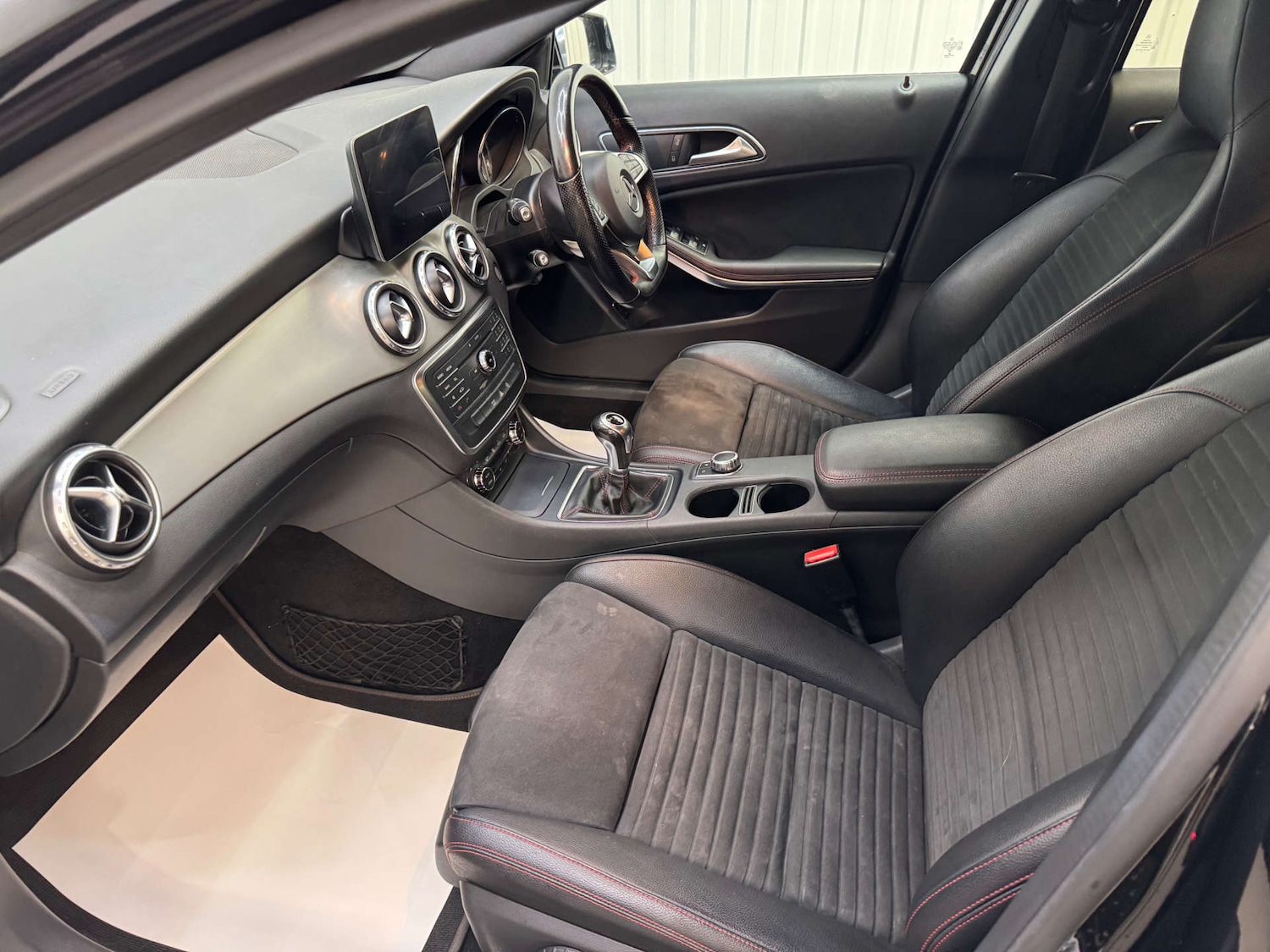 Used Mercedes-Benz GLA 2016 for sale - 76366183: Photo 54