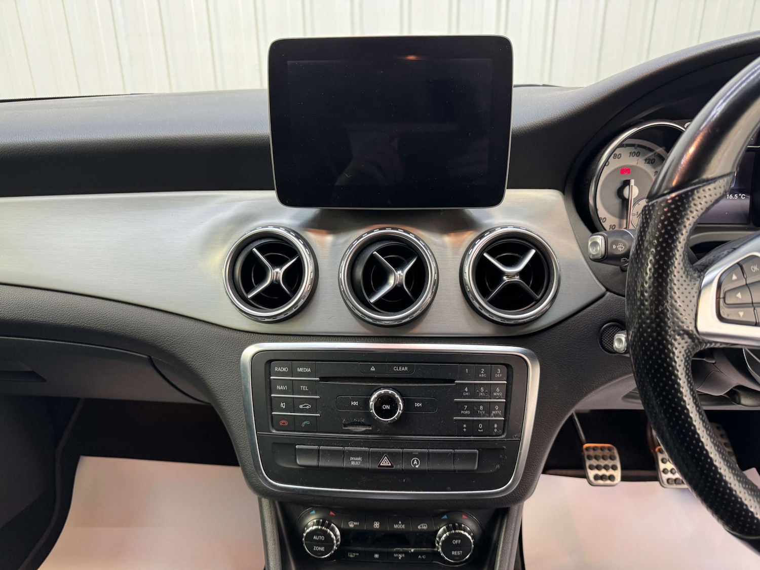 Used Mercedes-Benz GLA 2016 for sale - 76366183: Photo 82