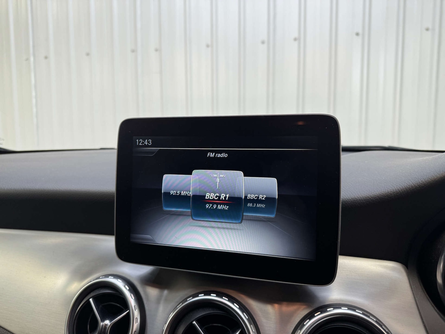 Used Mercedes-Benz GLA 2016 for sale - 76366183: Photo 85