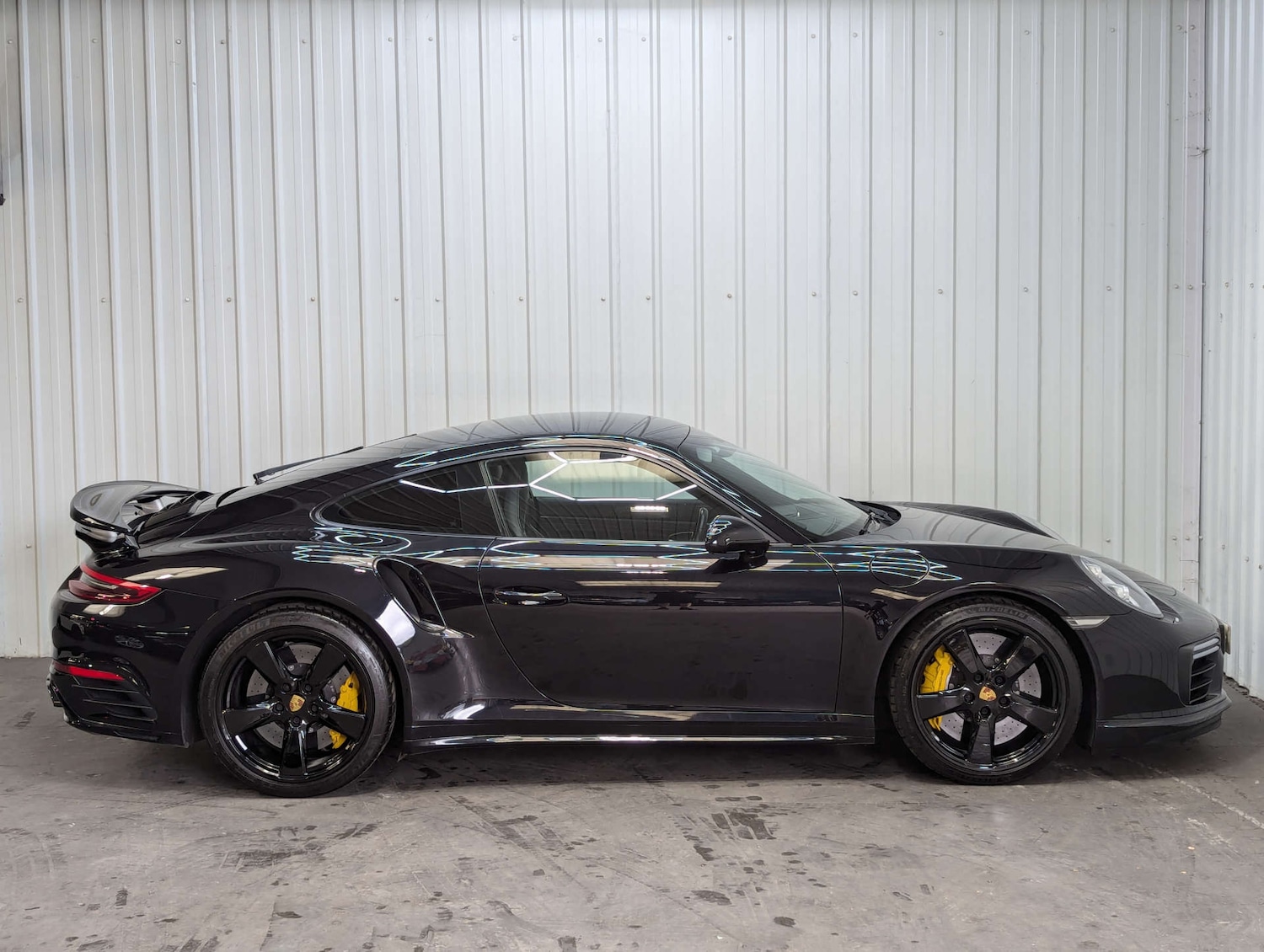 Used Porsche 911 2017 for sale - 76363872: Photo 17