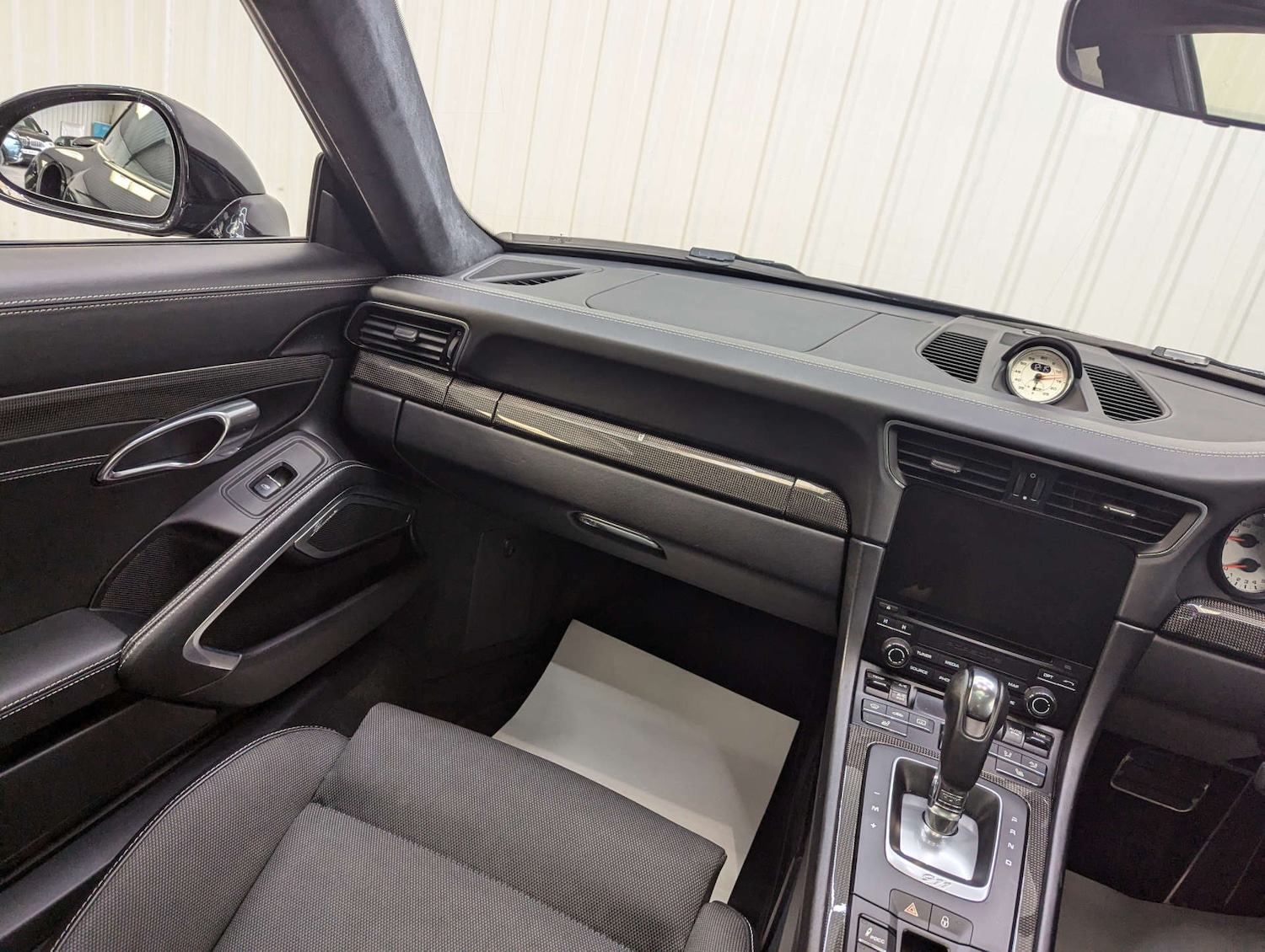 Used Porsche 911 2017 for sale - 76363872: Photo 43