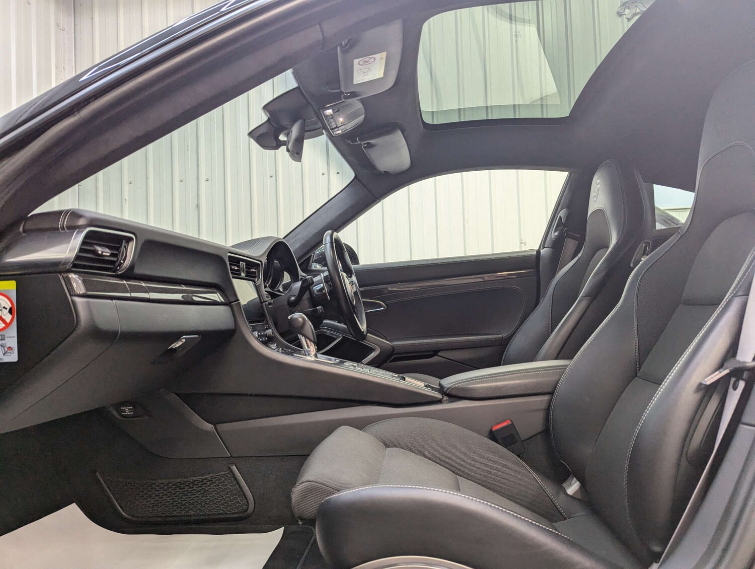 Used Porsche 911 2017 for sale - 76363872: Photo 54