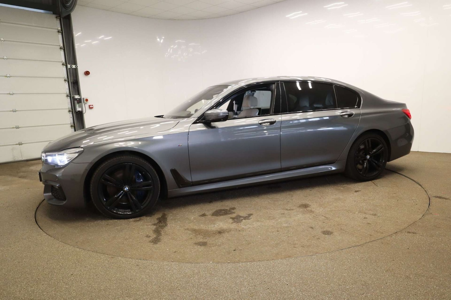 Used BMW 7 Series 2018 for sale - 76005478: Photo 15