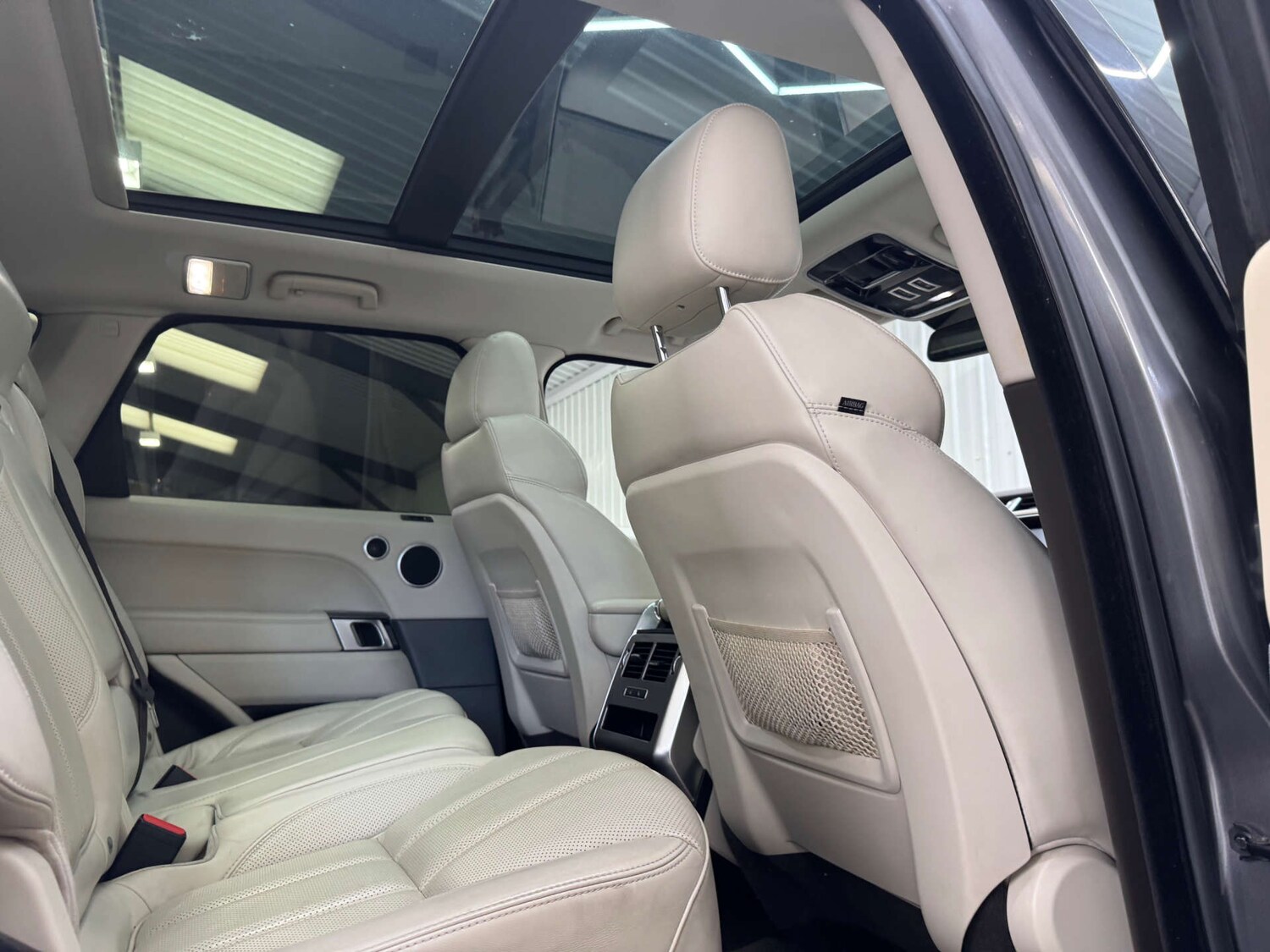 Used Land Rover Range Rover Sport 2015 for sale - 76363545: Photo 54