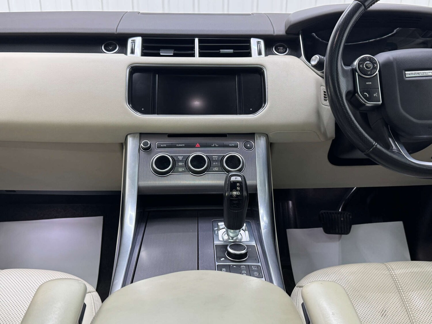 Used Land Rover Range Rover Sport 2015 for sale - 76363545: Photo 72