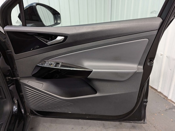 Used Volkswagen ID.4 2021 for sale - 76278522: Photo 53