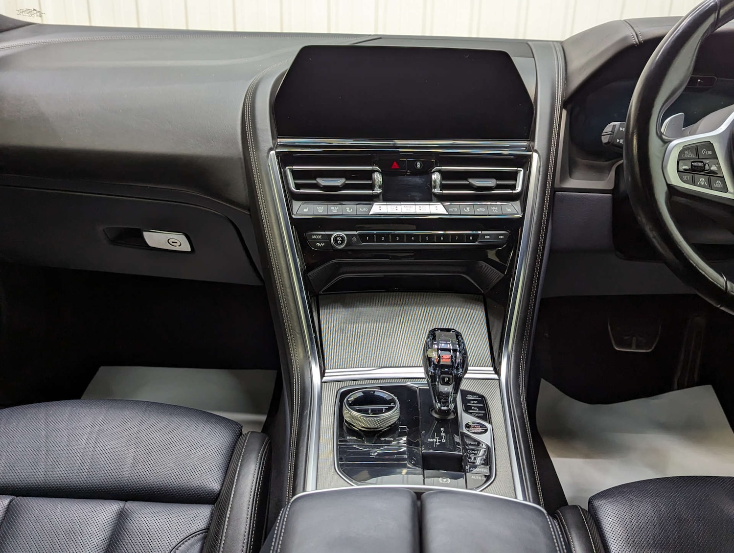 Used BMW 8 Series 2018 for sale - 77383386: Photo 68